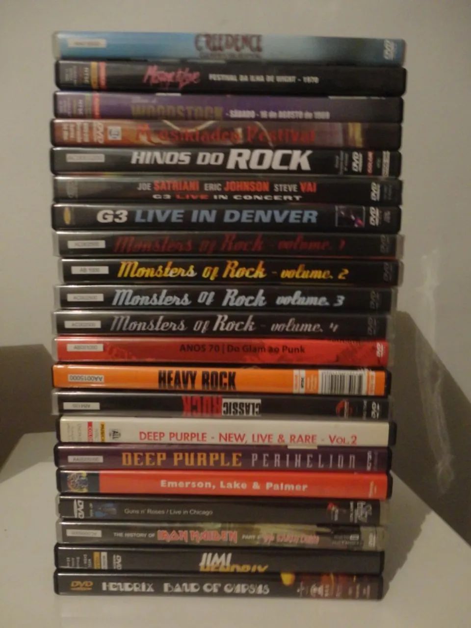 Lote 50 DVD's de ROCK - Foto 2