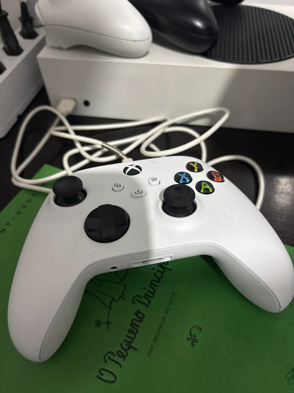 Xbox Series S - 2 controles - Foto 2