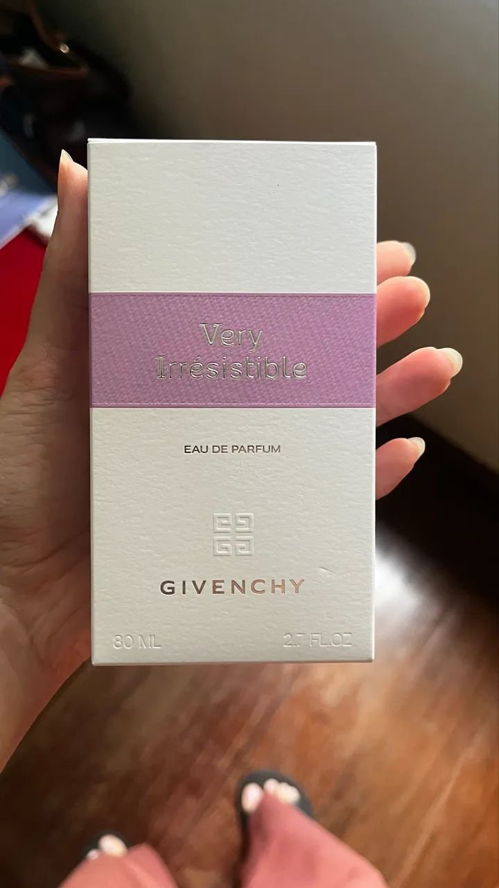 Perfume Very Irrésistible Givenchy Feminino Eau de Parfum 80ml - Foto 3