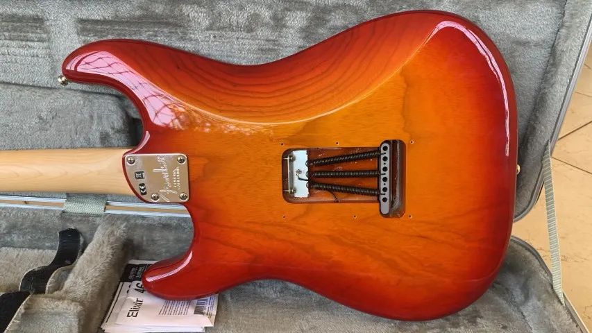 Fender American Elite Stratocaster - Foto 5