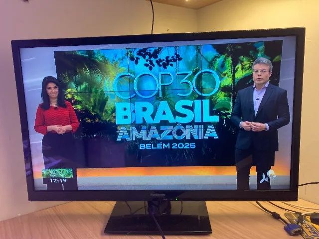 tv de 32 polegadas marca panasonic com controle mod.TC-LB6B - Foto 5