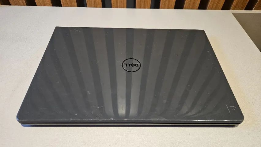Notebook Dell 3576 - 480gb ssd e 2Gb placa de video dedicada AMD Radeon 520 - Foto 2
