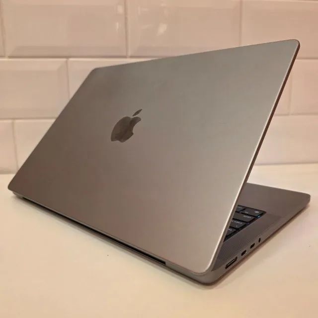 Macbook Pro M1 Pro - 32Gb Ram - 512Gb SSD - A2442 - Foto 4