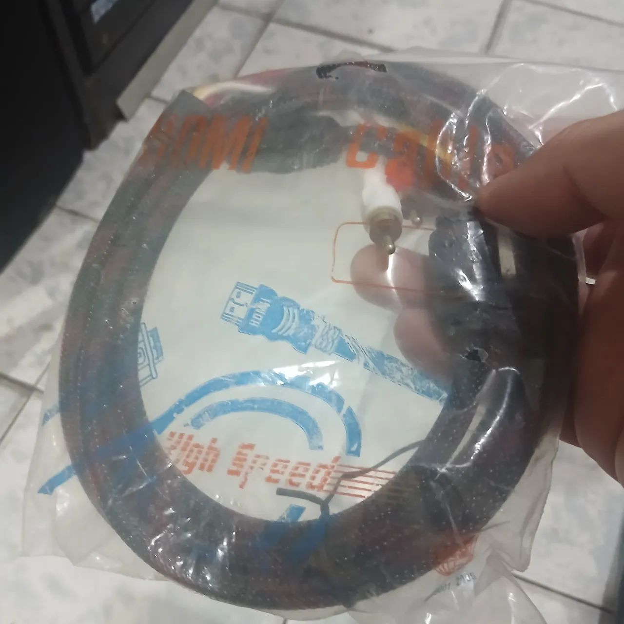 Lote de cabos HDMI/HDMI/RCA. - Foto 5
