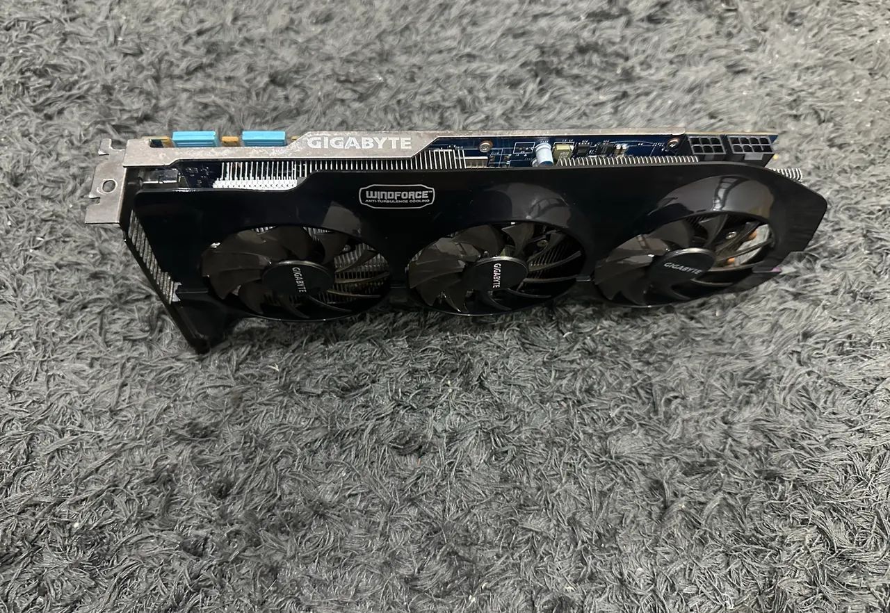 PLACA DE VIDEO DDR5 RTX 670 4GB 256BITS - Foto 2
