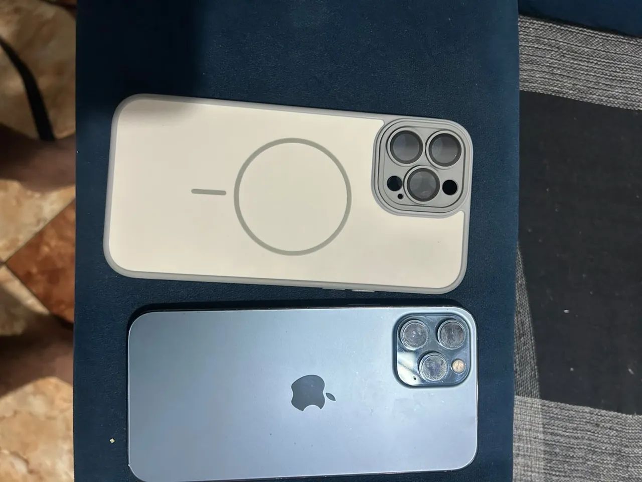 Celular iPhone e um play 3  - Foto 3