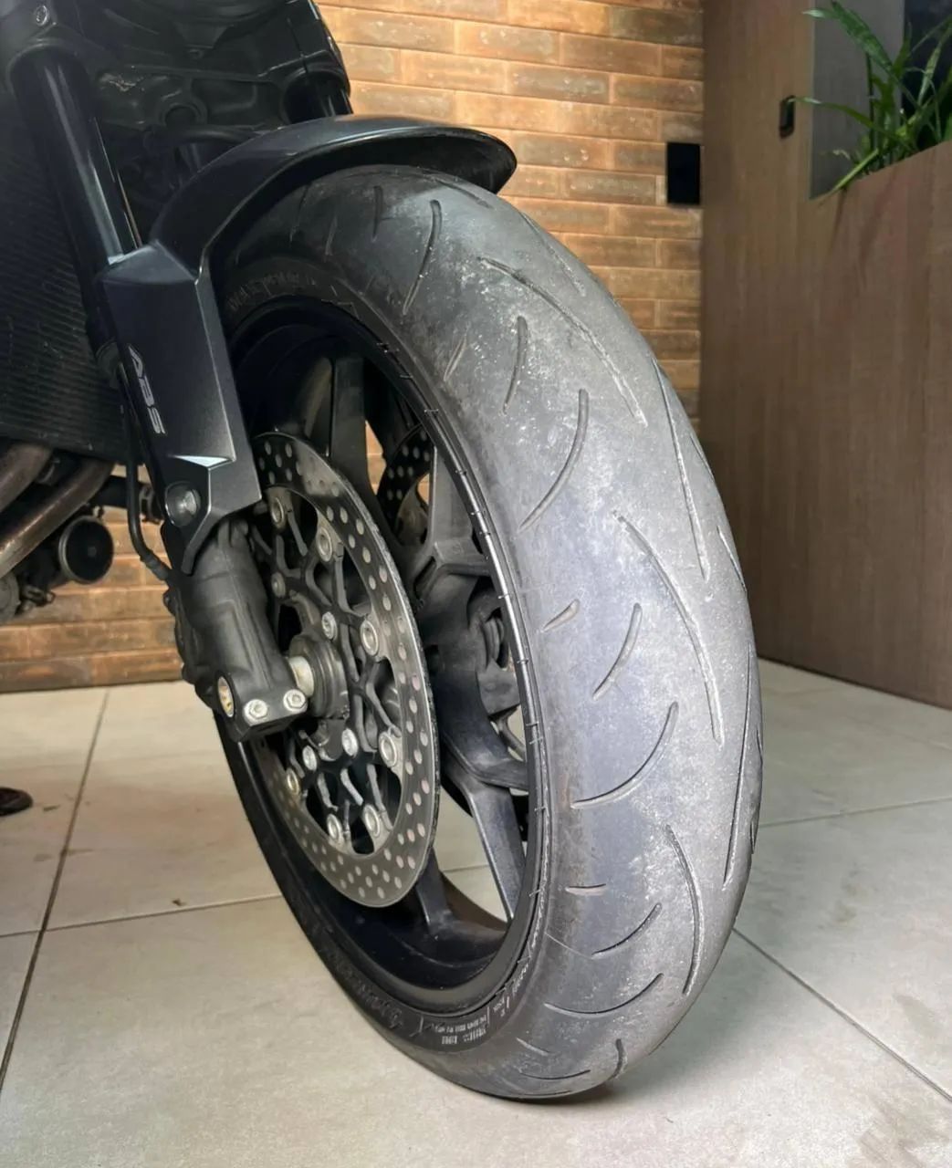 HONDA CB 650R 2024 - Foto 5