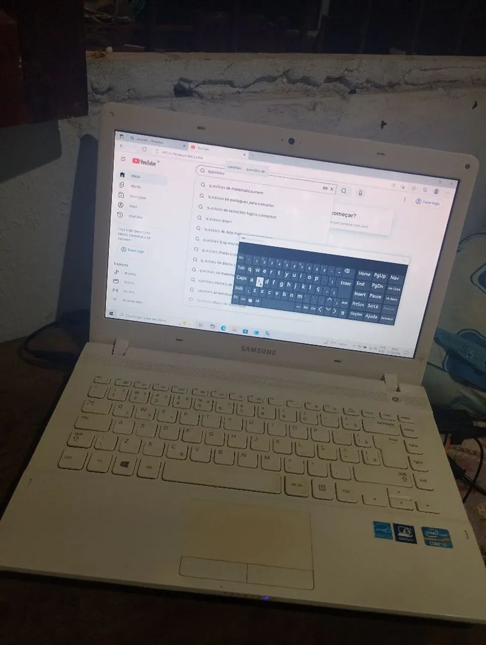 Notebook Samsung Core i3, HD 1T,  RAM 8GB