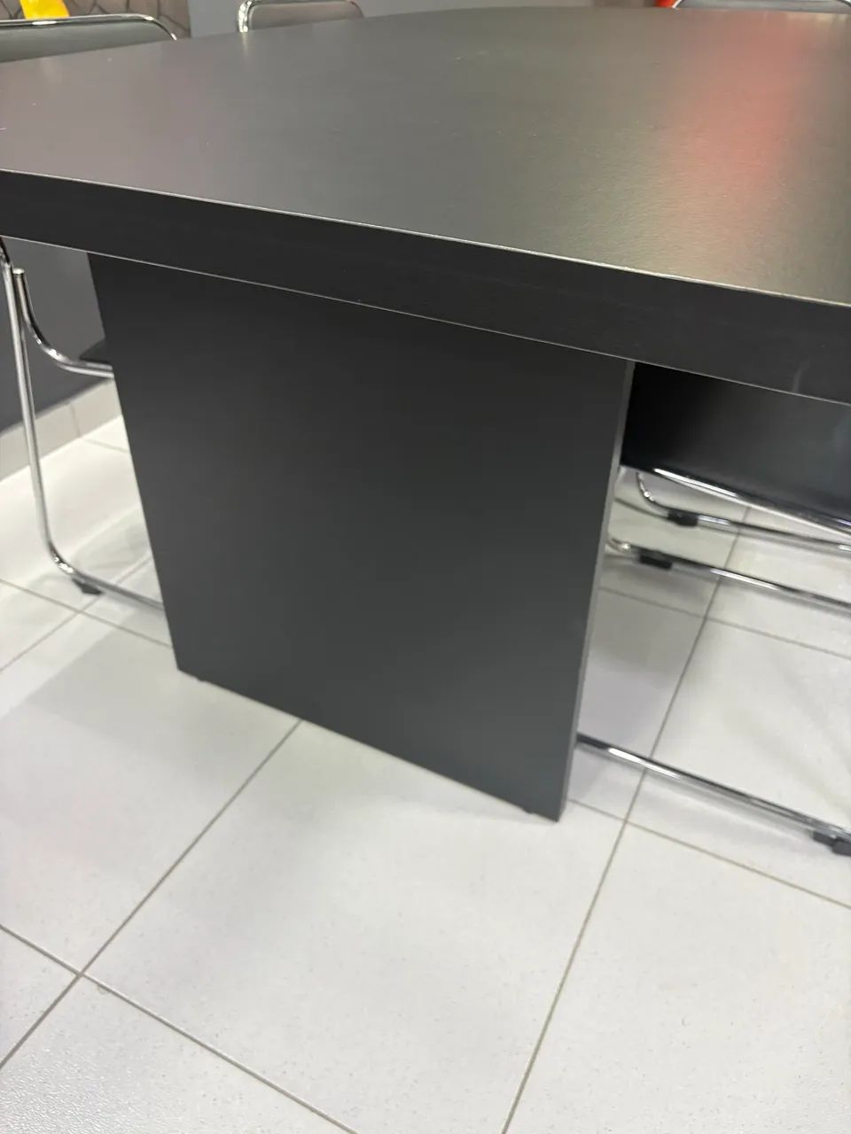 Mesa de reuniões  - Foto 2