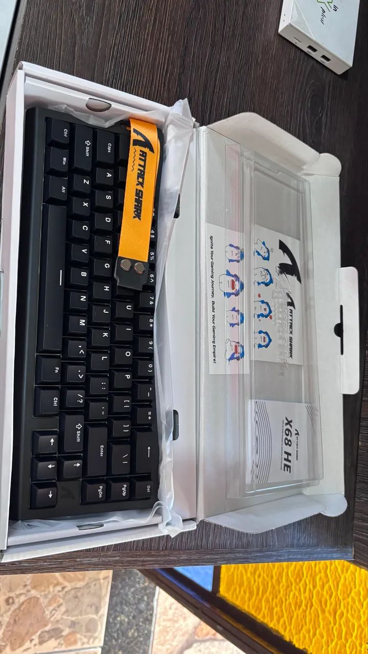 Teclado Magnético Attack shark x68He (NOVO)