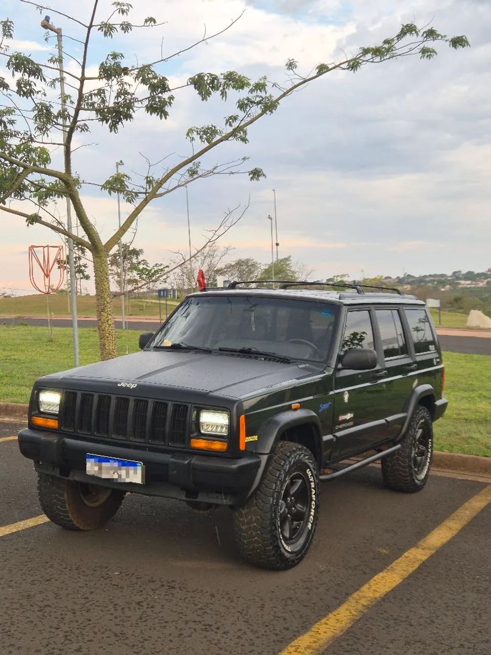 Jeep Cherokee Sport 4.0 Mec./aut. 1998