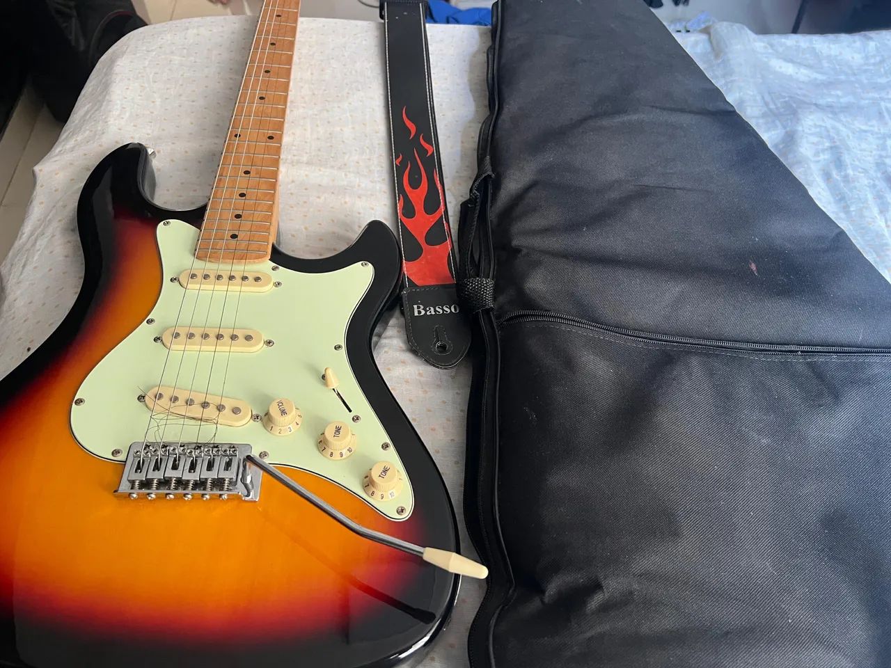 Guitarra - Foto 3