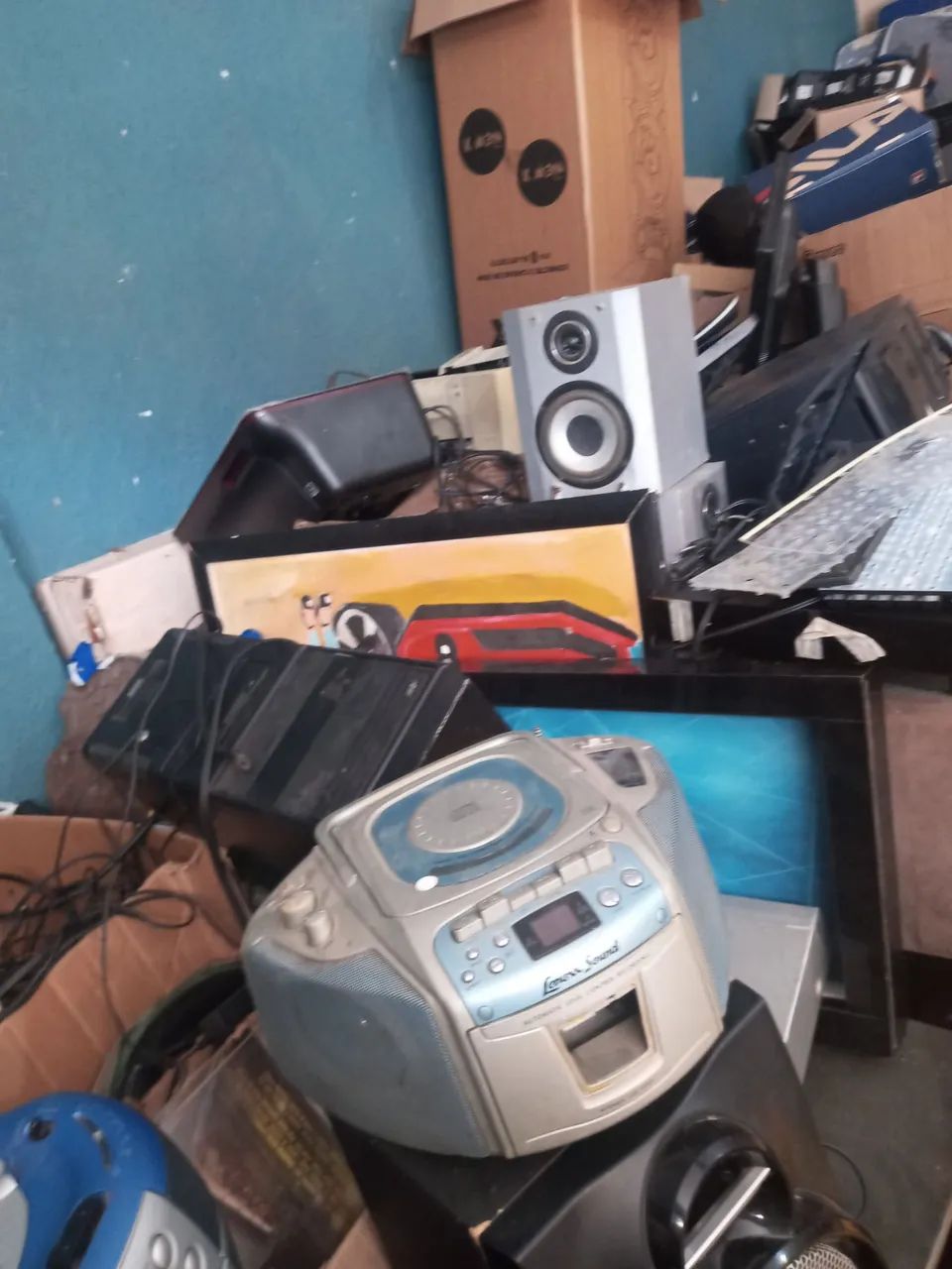 Grande quantidade de eletrónicos e produtos - Foto 4