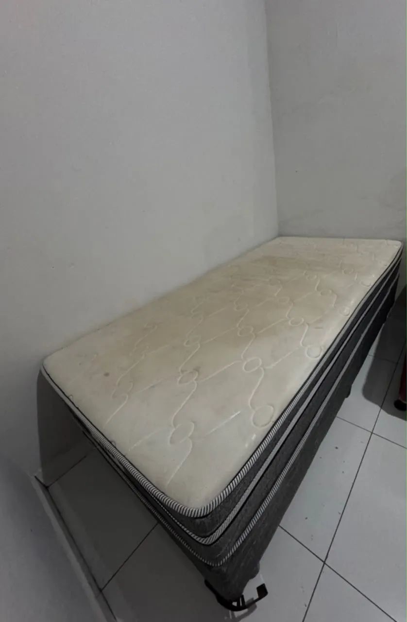 Cama Box de Solteiro a Venda 
