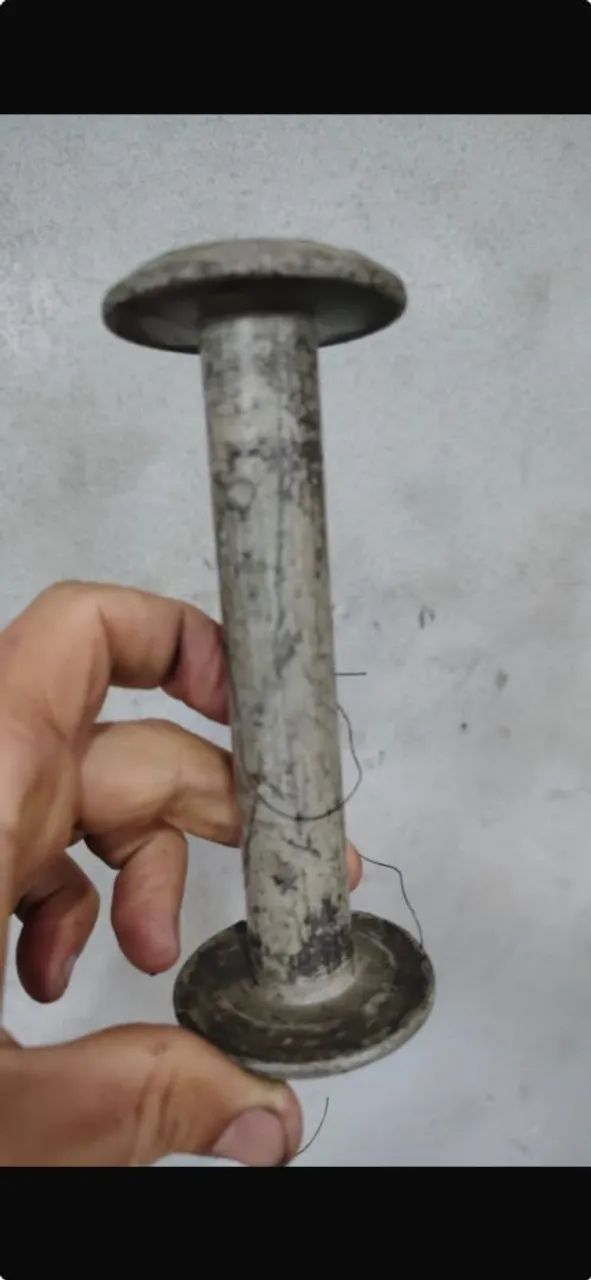 Trançadeiras, fusos, espumas e bancada - Foto 4
