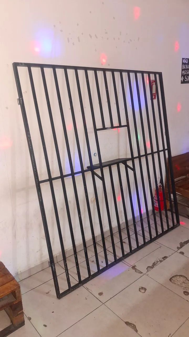 Portão/grade de adega/mercearia