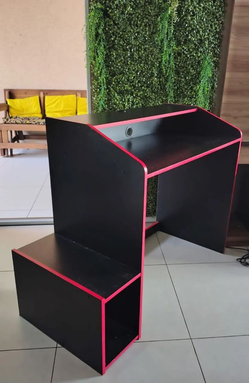 Mesa gamer semi nova - Foto 3