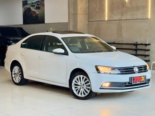 Volkswagen Jetta JETTA Comfortline 1.4 TSI 16V 4p Aut. 2017