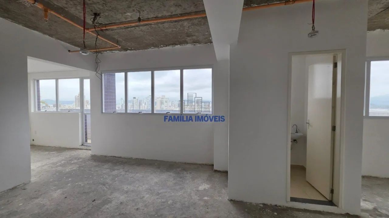 Sala comercial com vaga de garagem Ponta da Praia Santos/SP - Foto 2