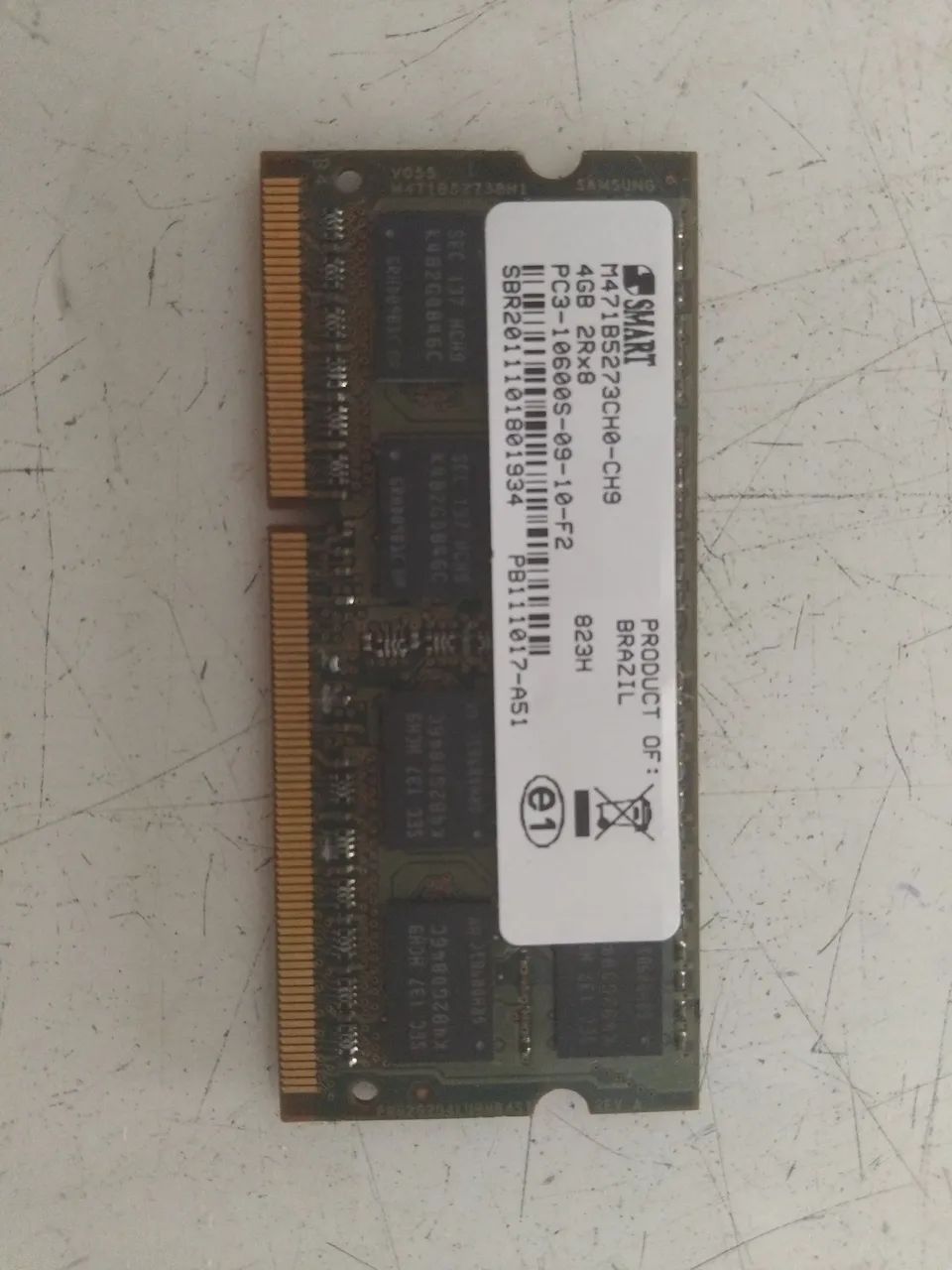 Esta é uma memória RAM de 4 GB DDR3 no formato SODIMM (para notebooks) - Foto 2