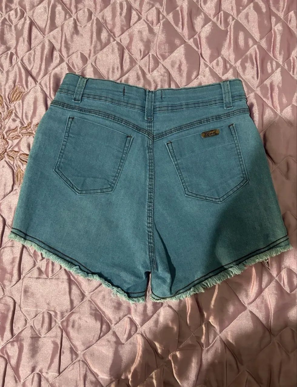Short Jeans lavagem clara tamanho 40 - Foto 2