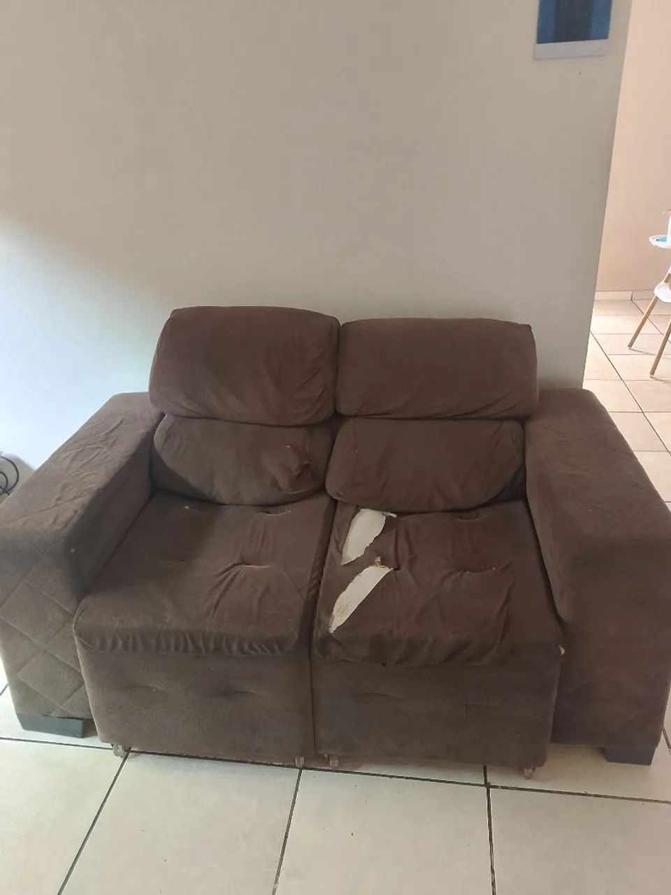 Vendo Sofá 3 e 2 lugares reclináveis  - Foto 4