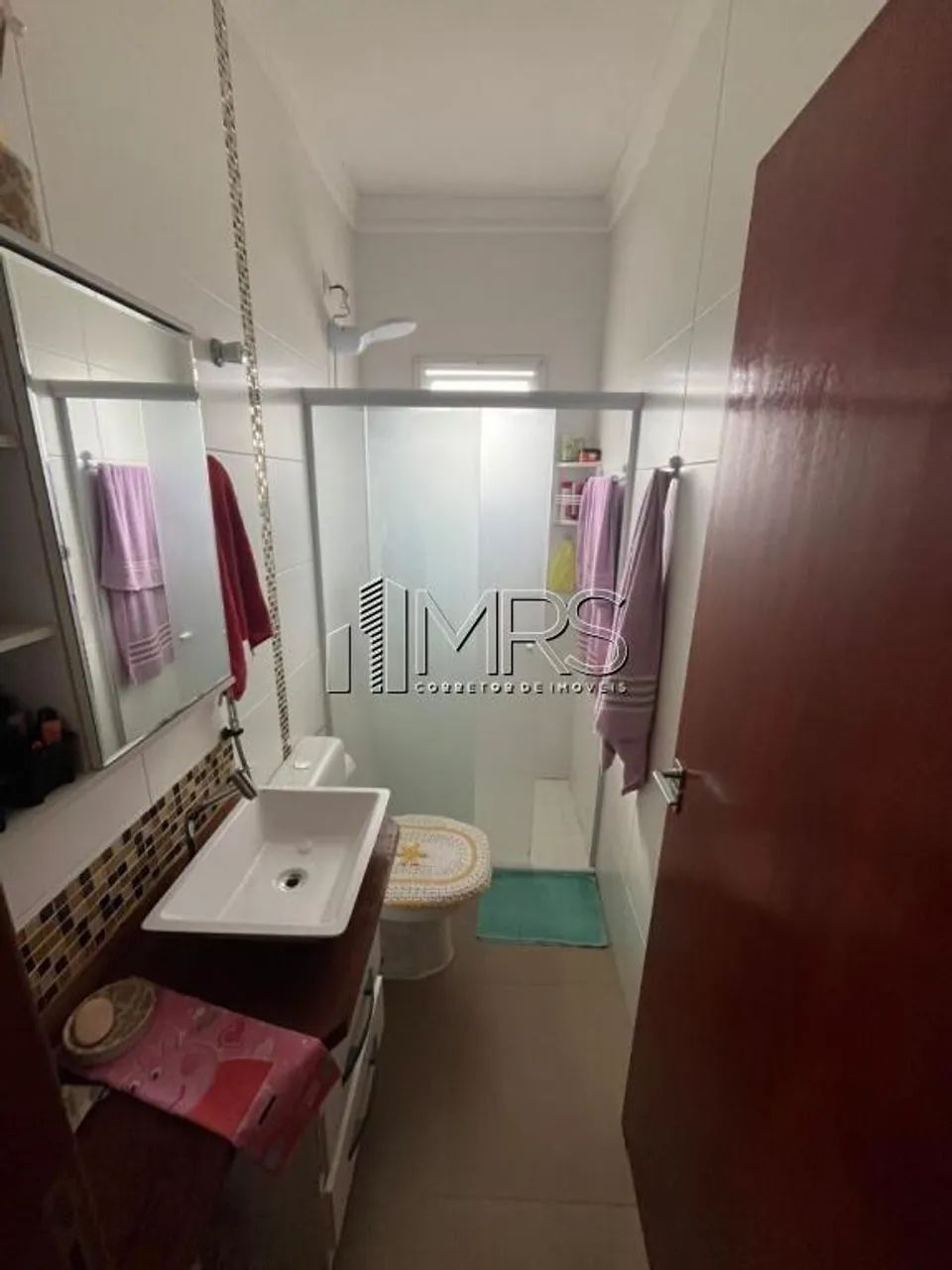 Casa de condomínio com 2 dormitórios no Caiçara!