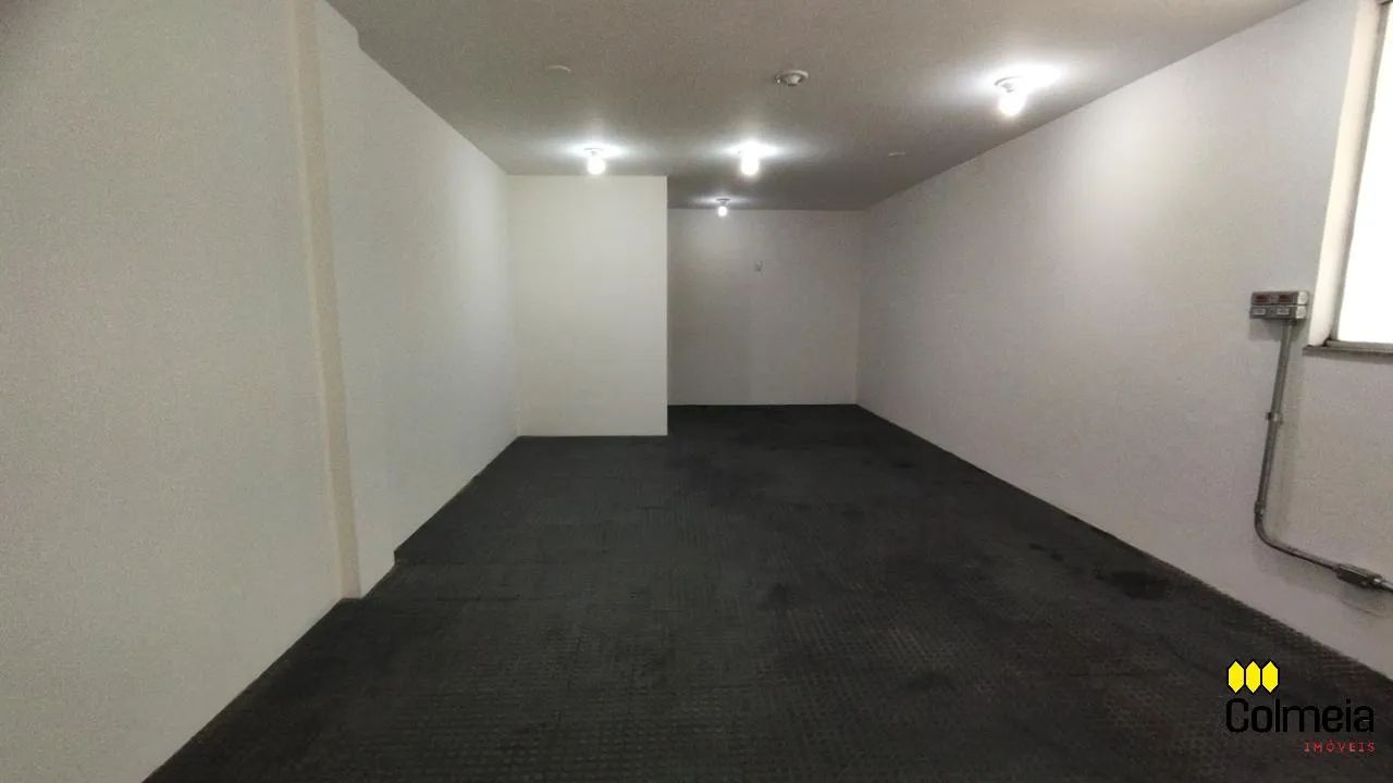 Sala Comercial de Esquina excelente visibilidade - Foto 7