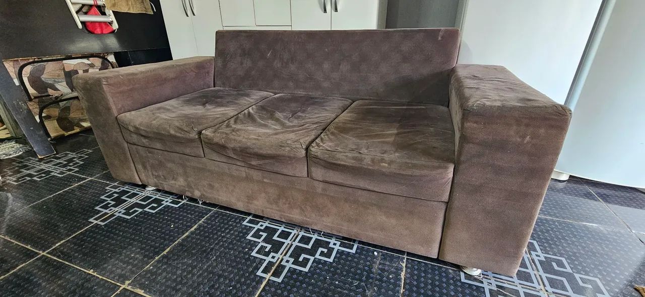 sofa 3 lugares usado ( ENTREGA GRÁTIS ) - Foto 2