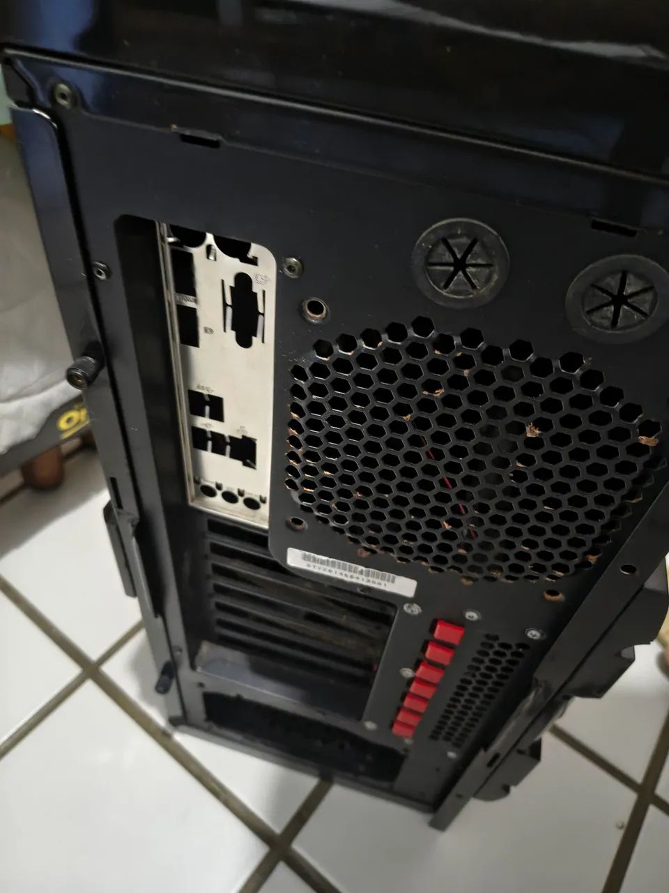 Gabinete gamer Arvina