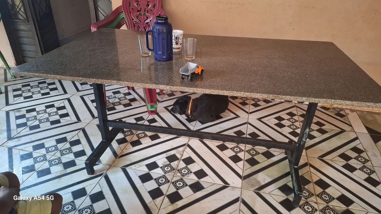 Vendo mesa de mármore 
