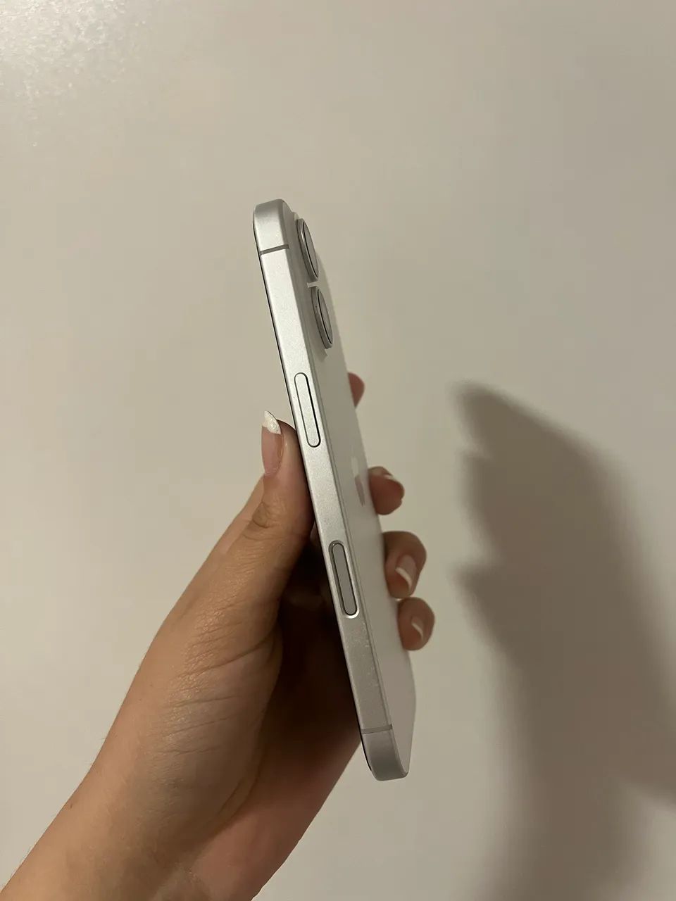 VENDO IPHONE 16 128GB BRANCO  - Foto 4
