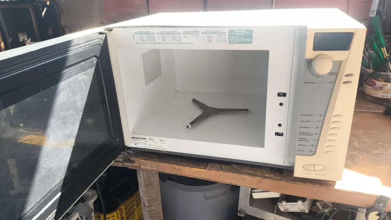 Microondas Brastemp 27 litros 