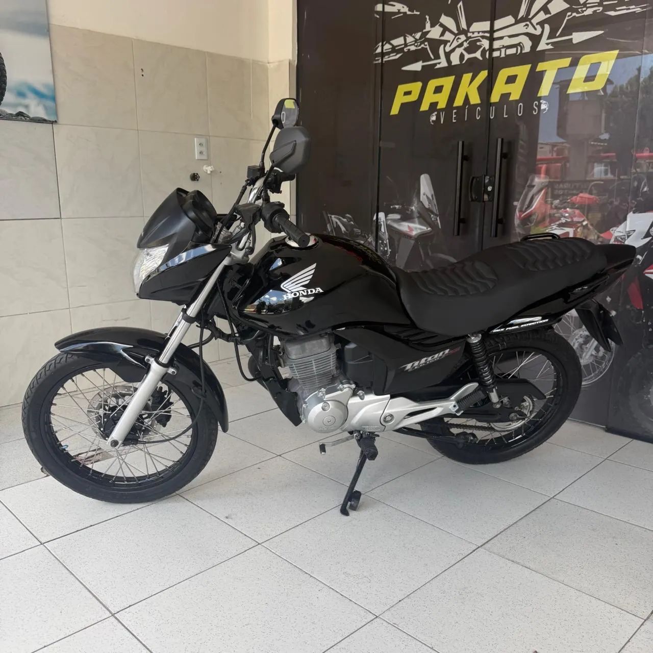 TITAN 150 ESD ANO 2012