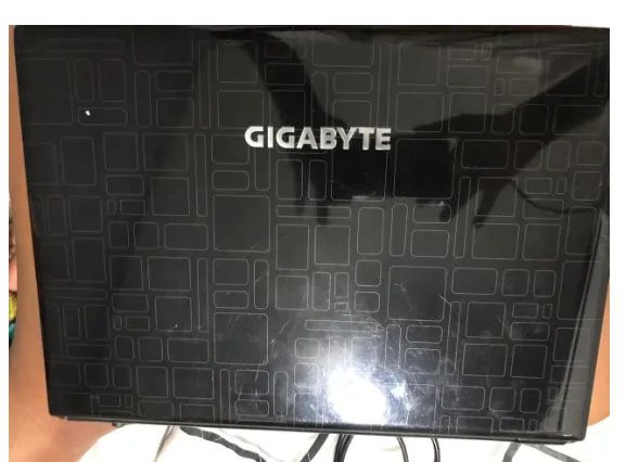 Notebook GIGABYTE - Foto 2