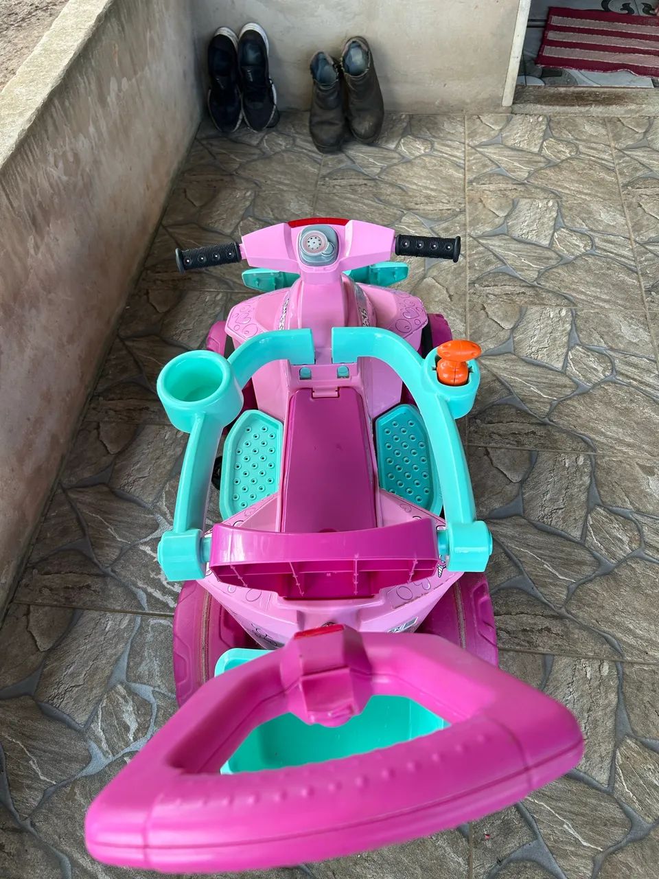 Vendo quadriciclo infantil  - Foto 2