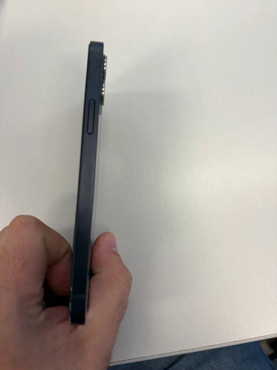 iPhone 12 128GB 73% de bateria - Foto 2