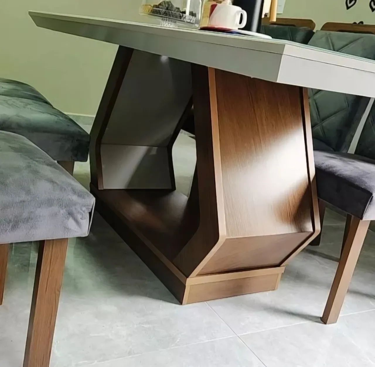 Mesa de jantar com tampo de vidro 6 cadeiras  - Foto 3