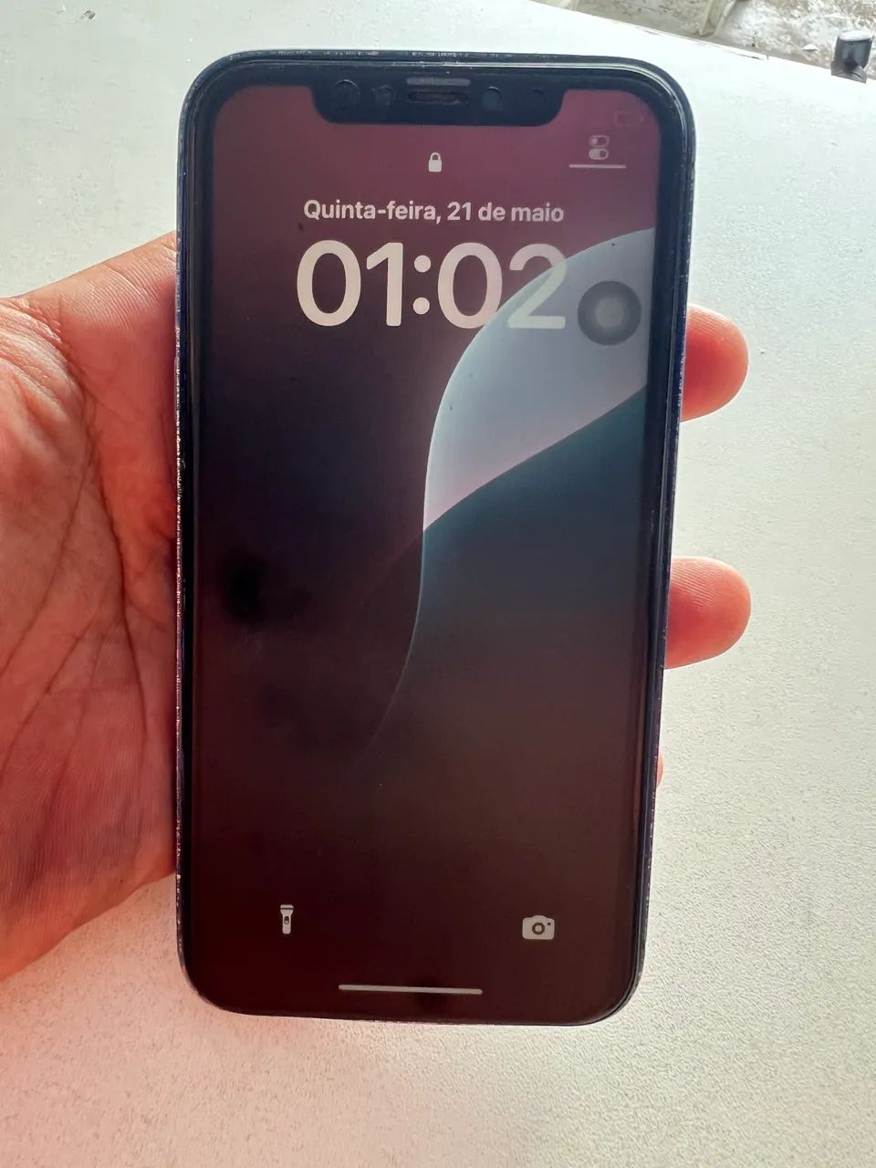 Vendo iphone xr com carcaça de 13 pro azul - Foto 2