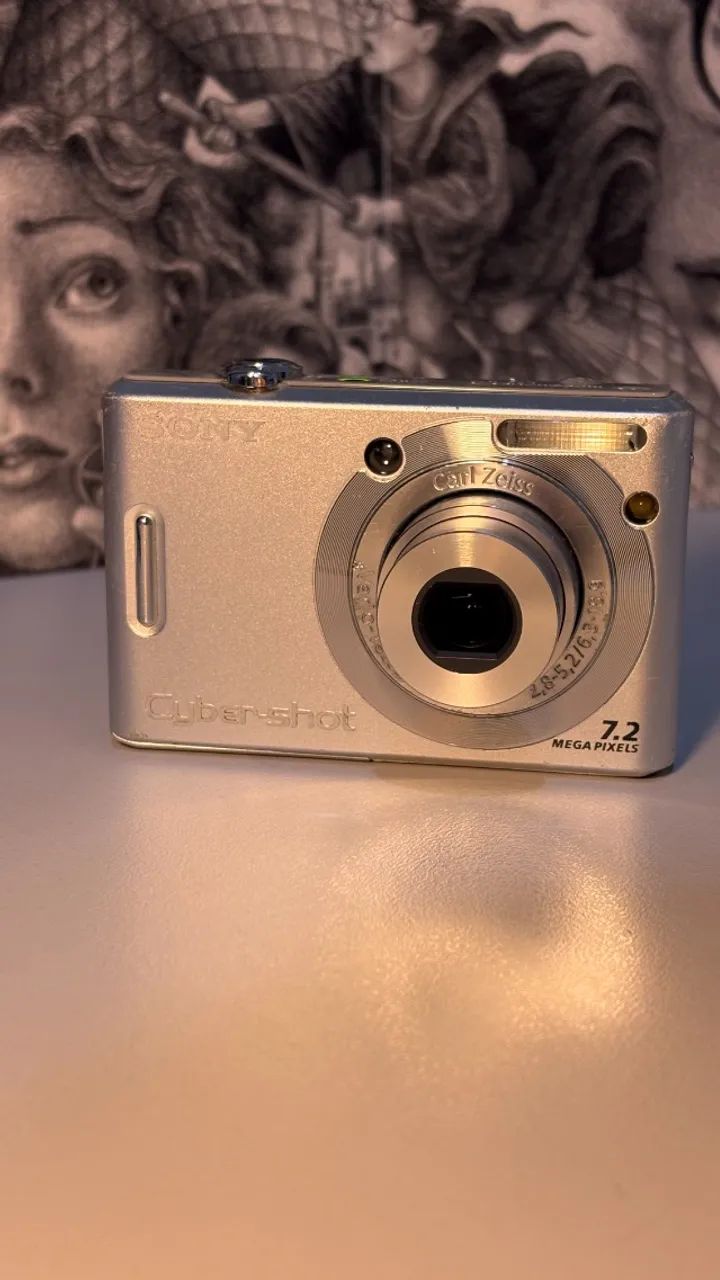 SONY CYBER-SHOT DSC-W35 7.2MP LENTE CARL ZEISS - Câmeras e