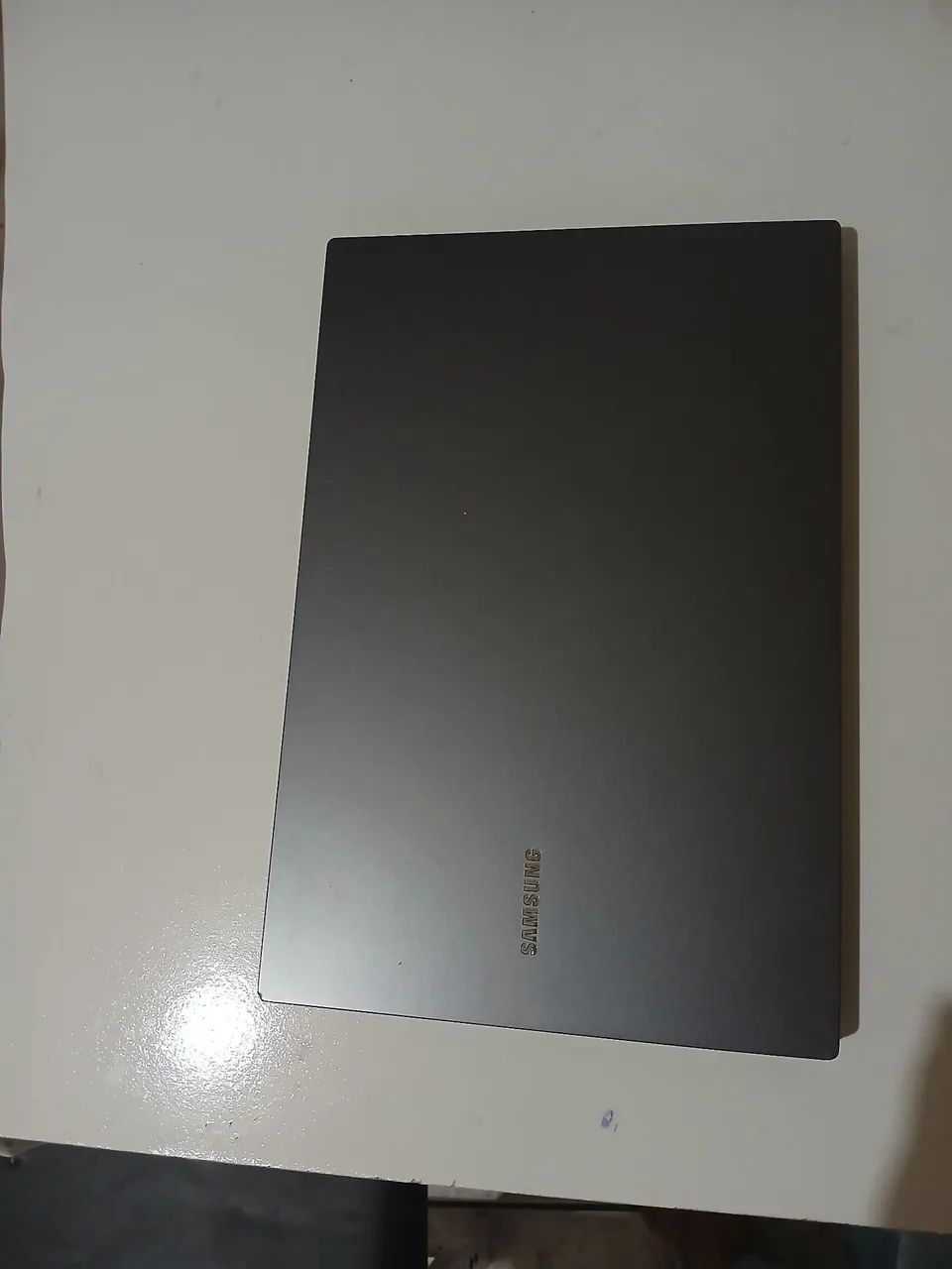 Vendo um notebook usado