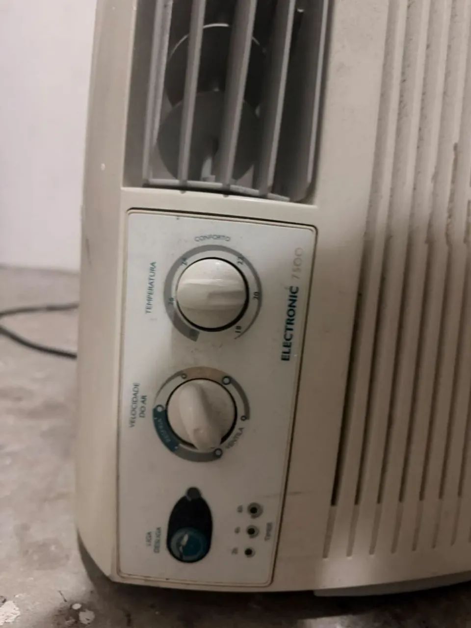 Barbada Ar Condicionado de Gaveta 7200btu - Foto 3