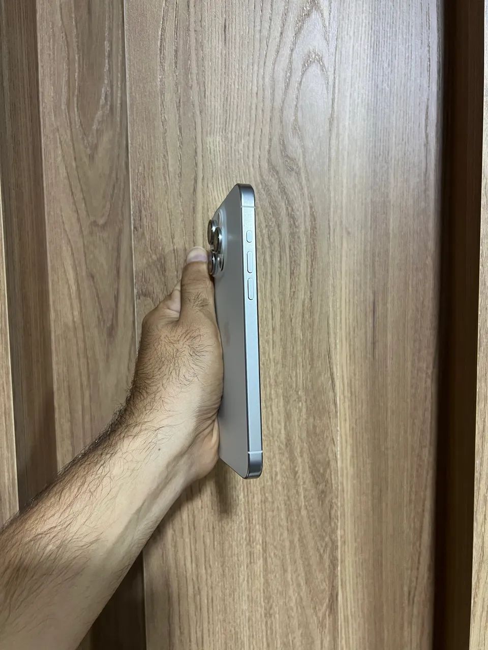 iPhone 15 Pro Max, 256GB - Titânio Branco - Foto 3
