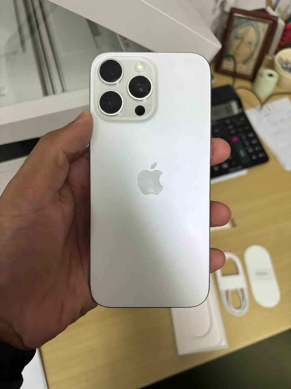 iPhone 16 pro max - Foto 4