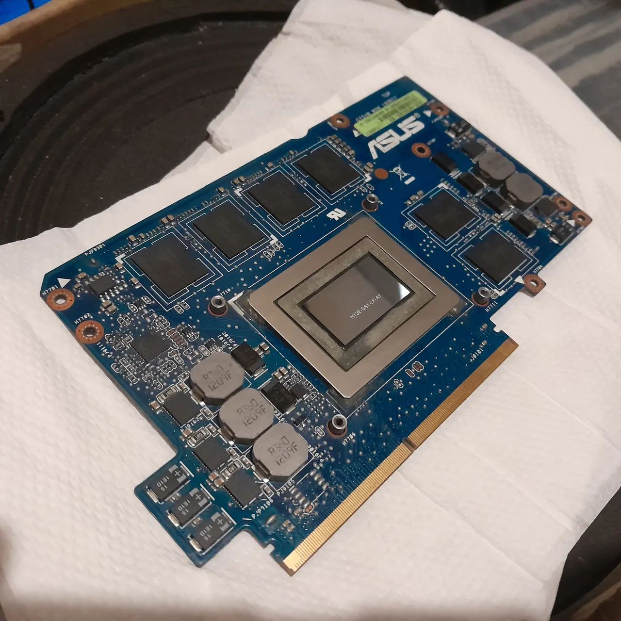 GTX 670M 3Gb Socket MXM 3.0 192bits  GDDR5 - Foto 3
