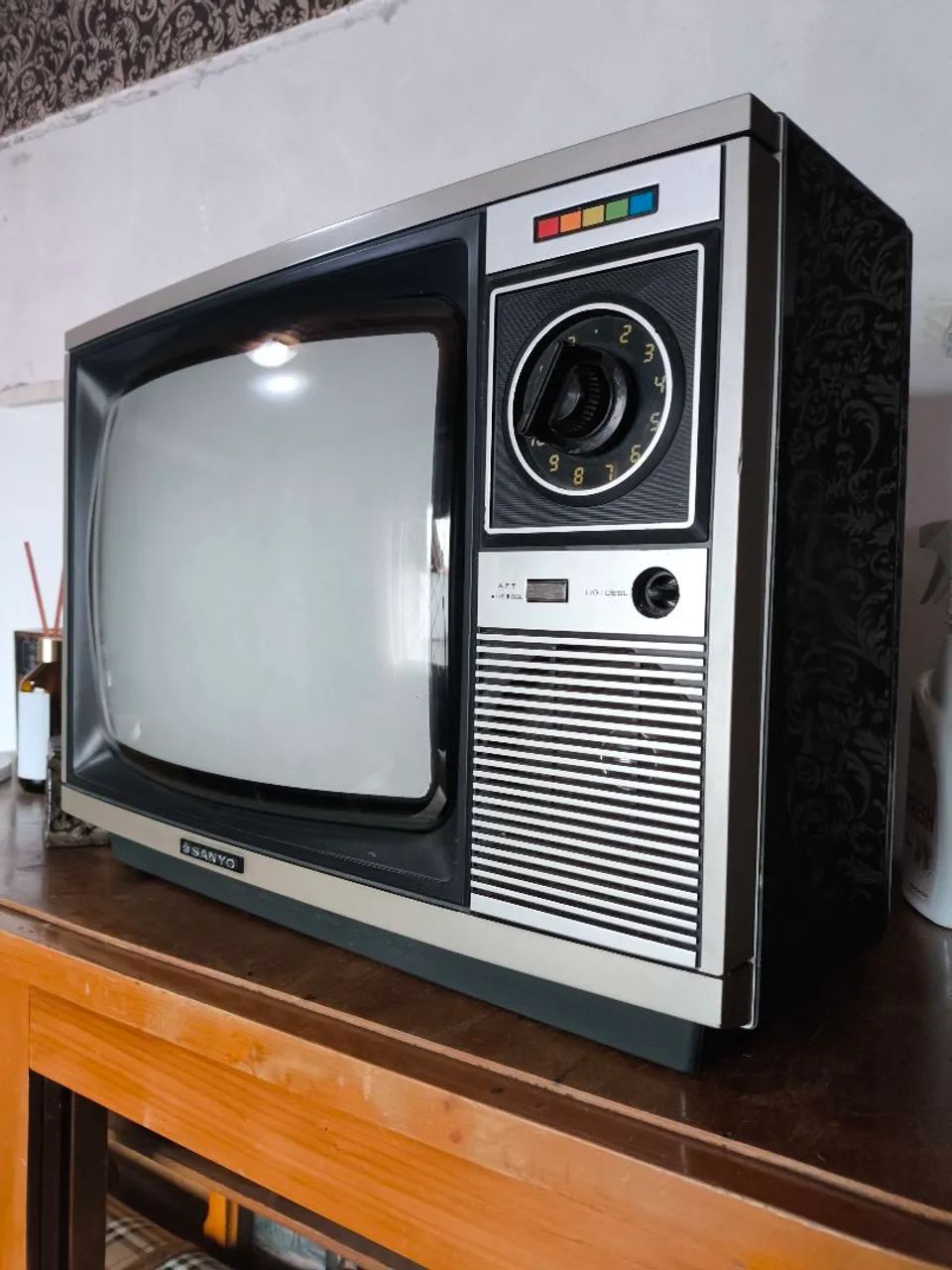 TV Antiga Sanyo