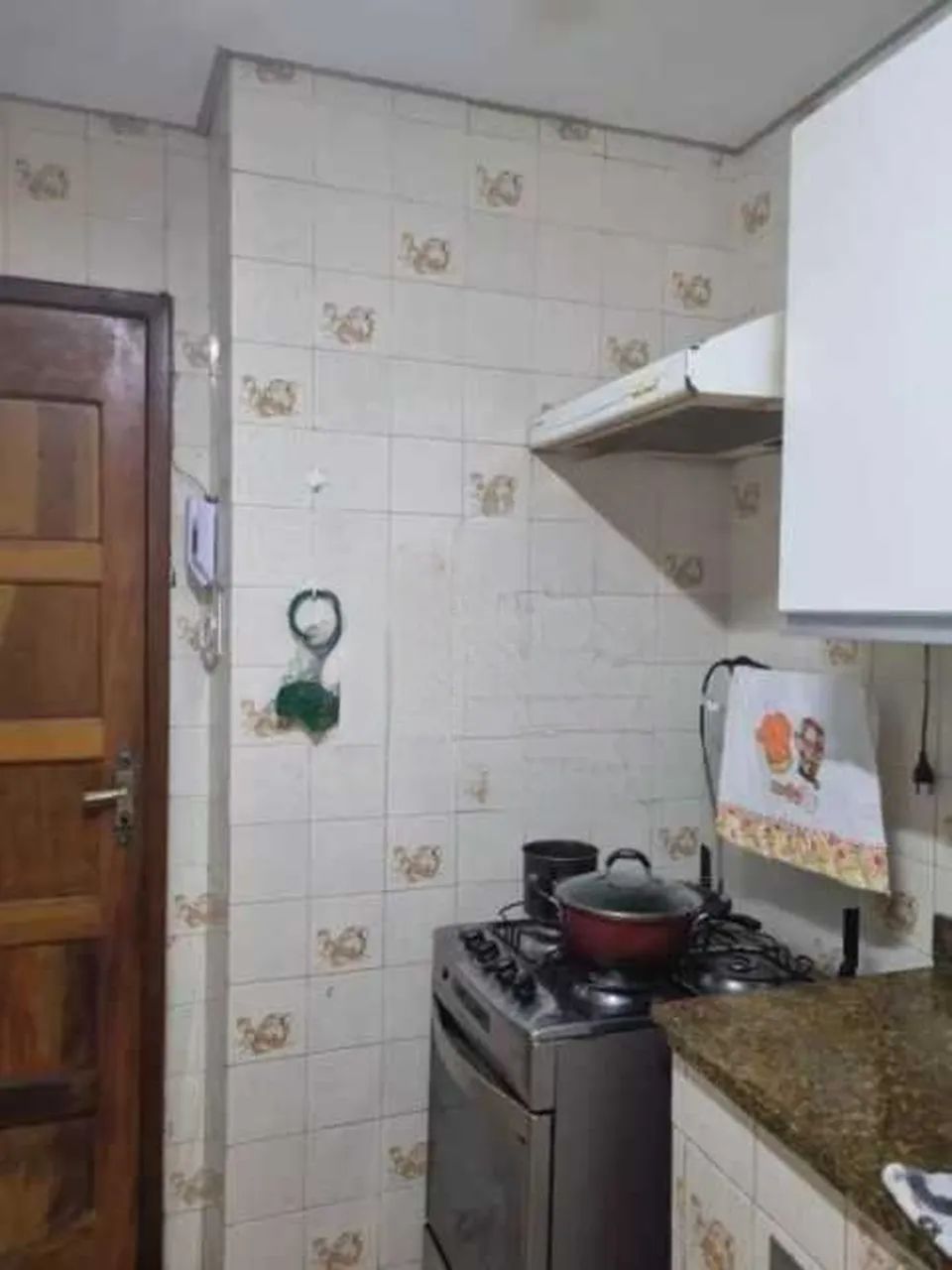 Apartamento - / Residencial / Glória