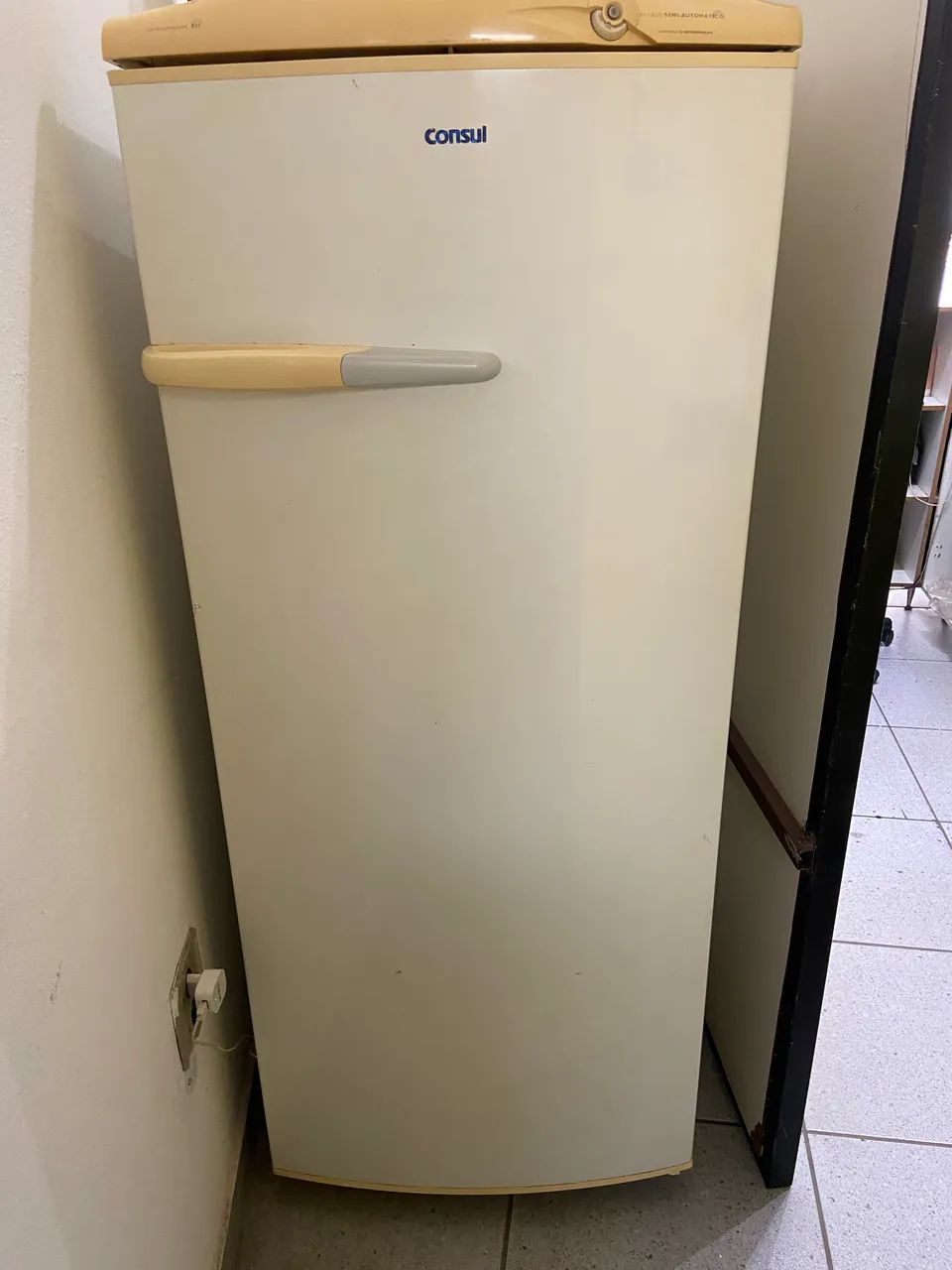 Geladeira cônsul