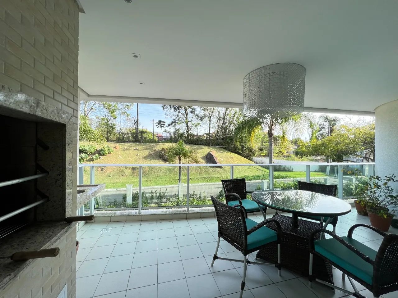 Excelente apartamento de 4 dormitórios, no Cacupé - Foto 3