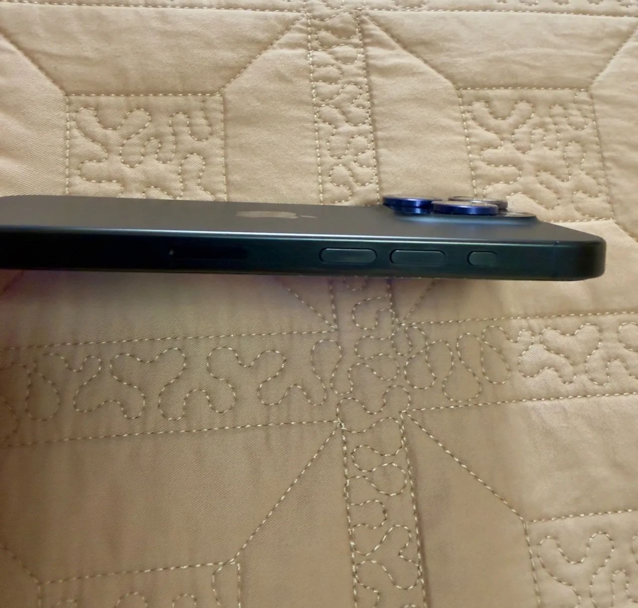 iPhone 15 Pro Preto - 128 GB - Foto 3